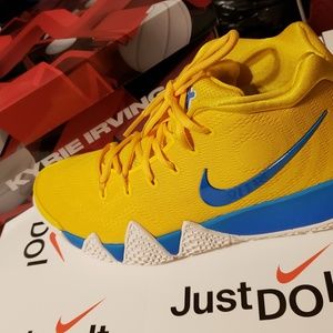 Kyrie 4 kix